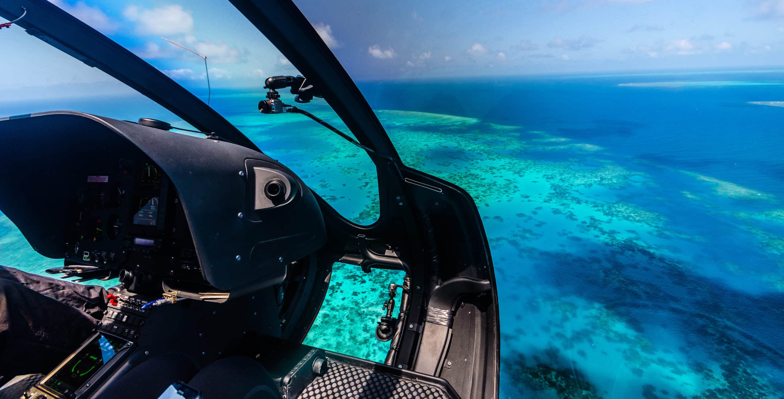 Jumping into the Void: A Skydiving Experience Over the Great Barrier Reef