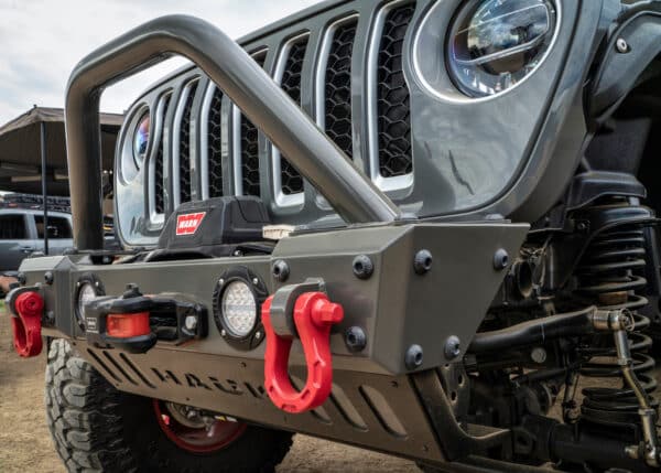 Enhancing Off-Roading with Modular Vehicle Customizations