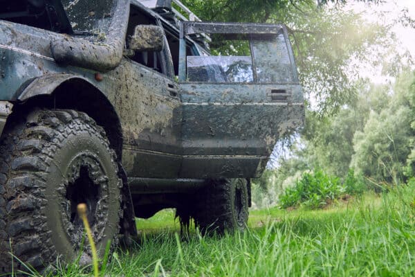 Navigating Challenges: Tools and Kits for Off-road Emergencies