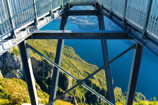Top 5 Thrilling Adventure Activities for the Bold Traveler