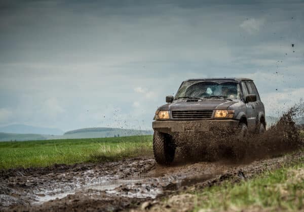Dealing with Bogged Vehicles: Recovery Techniques and Equipment