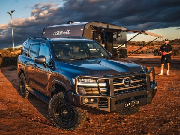 300 Series + Caravan